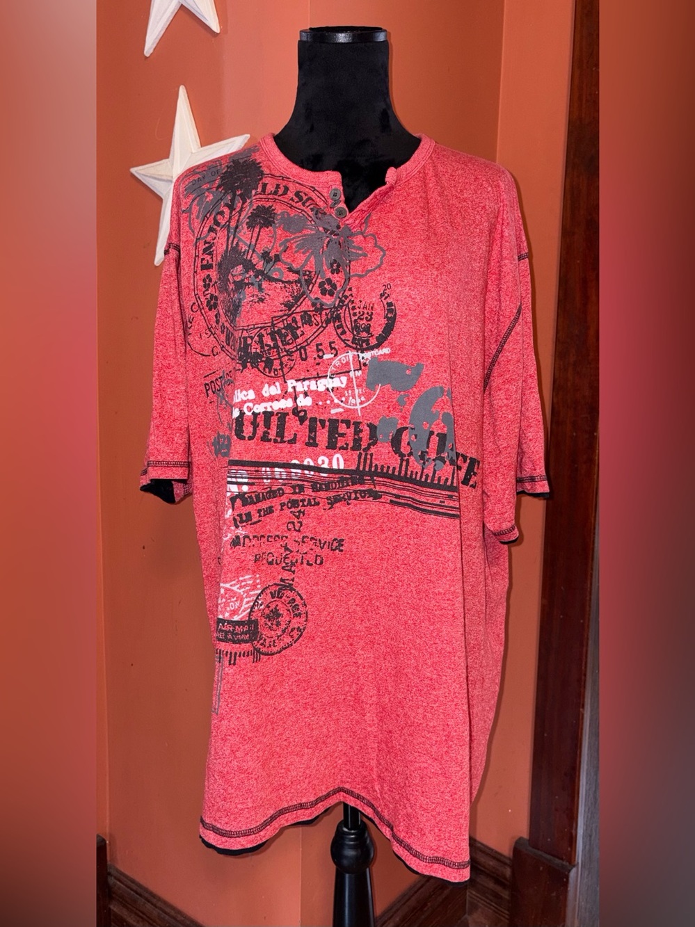 Y2K Quilted Giraffe men’s T-shirt